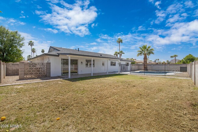 Building Photo - 8426 E Monterey Way