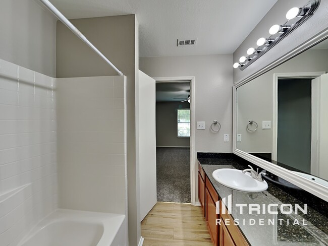 Building Photo - 1602 Canary Island Ct