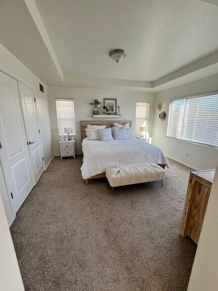 Building Photo - 6683 Silverwind Cir