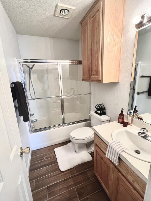 Building Photo - 5427 Ricci St