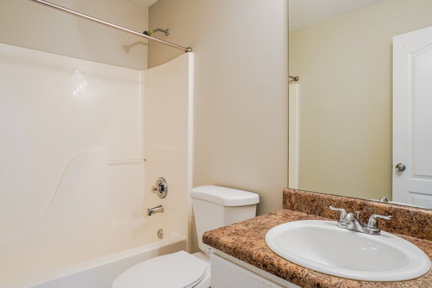 Building Photo - 2973 Rolling Ln