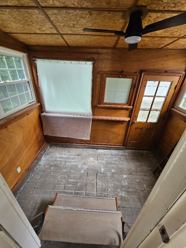 Building Photo - 15 Willard Ave
