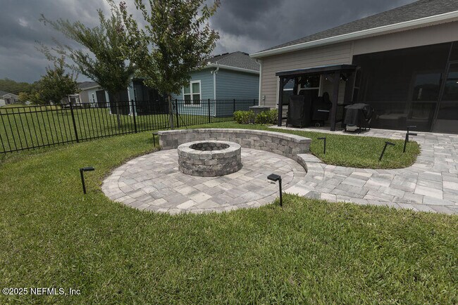 Building Photo - 9639 Gaynor Cir