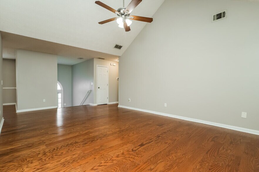 Building Photo - 50 Brandon Dr