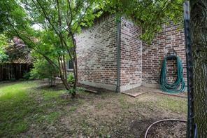 Building Photo - 6408 Canyon Crest Dr