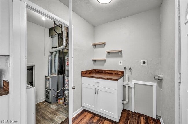 Building Photo - 12508 Sobieski Ave