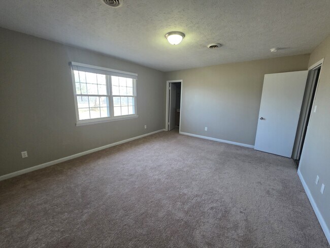 Building Photo - 6536 Grist Mill Rd