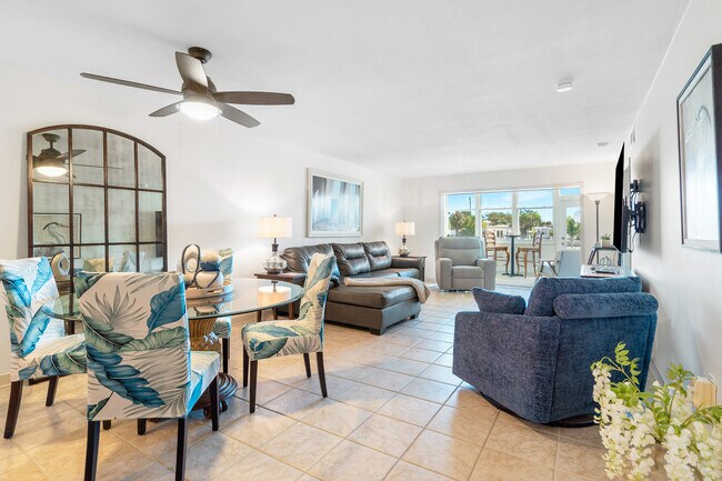 Building Photo - 5555 Gulf Blvd