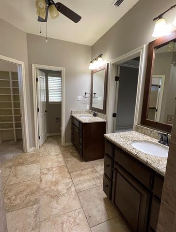 Building Photo - 702 Swift Water Dr