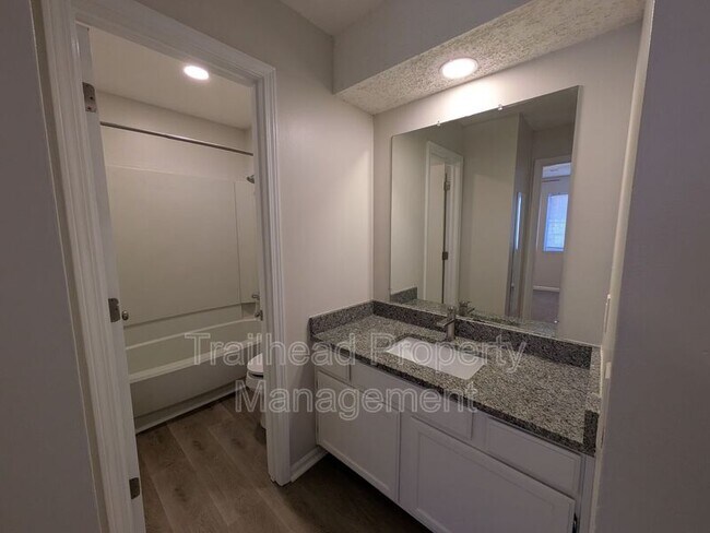 Building Photo - 3632 Wyoming St