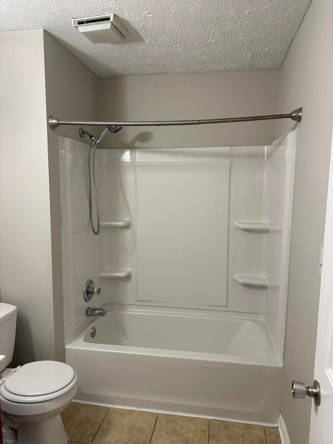 Building Photo - 1325 Trent Blvd