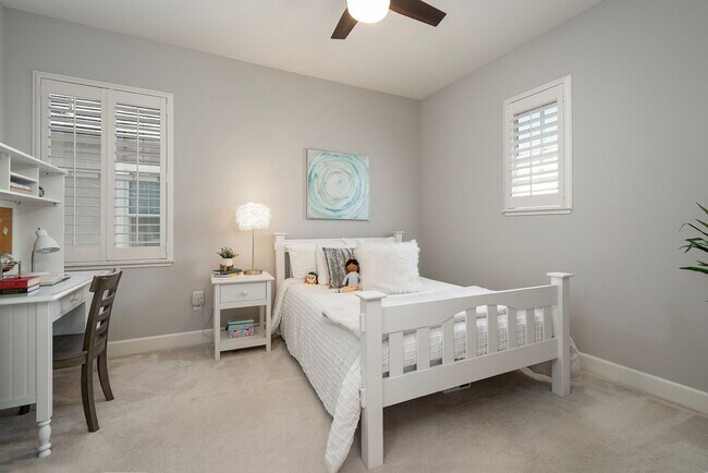 Building Photo - Tassajara Cottages Danville Home - Super Convenient Location