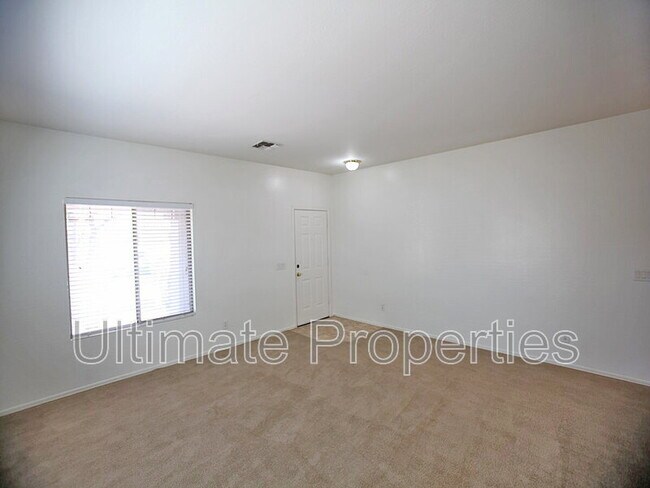 Building Photo - 23913 W Bowker St