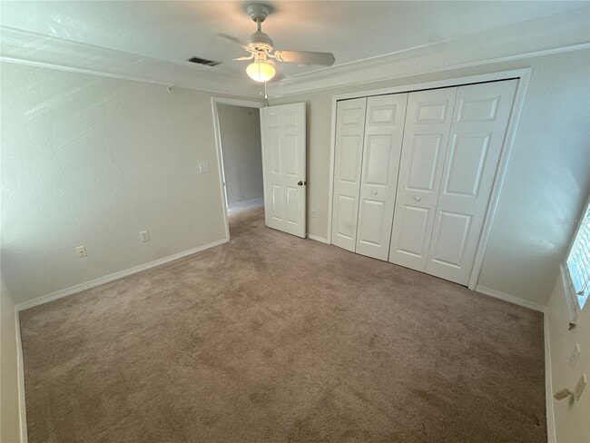 Building Photo - 5463 Vineland Rd