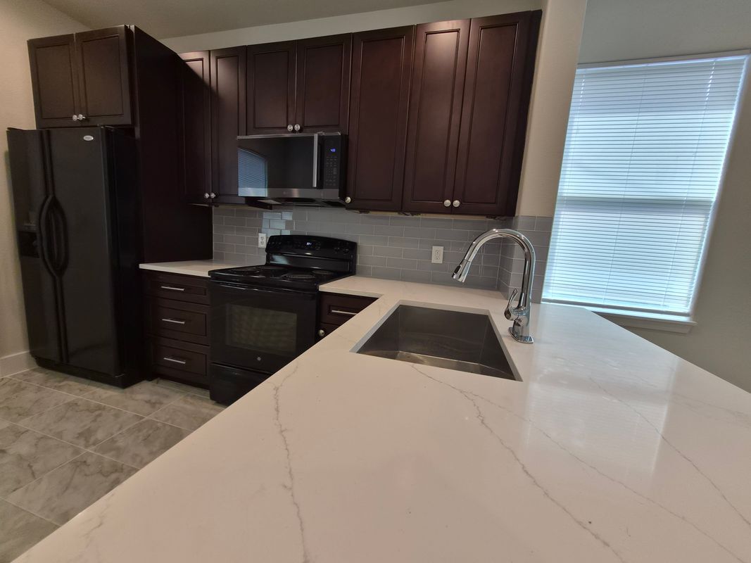 Building Photo - 9745 Black Gum