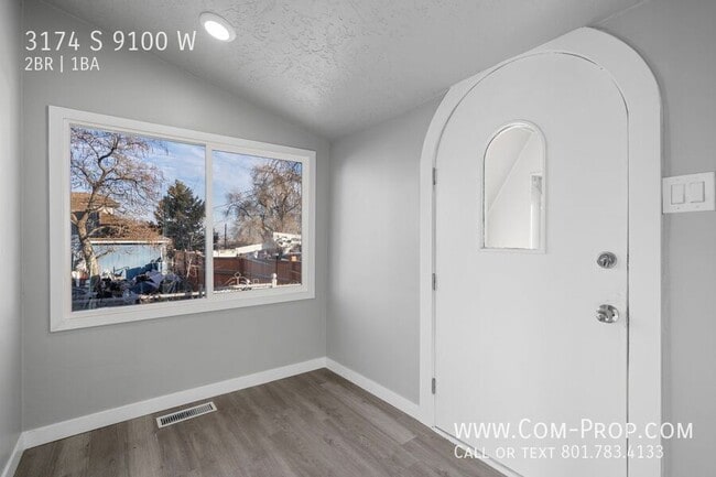 Building Photo - 3174 S 9100 W