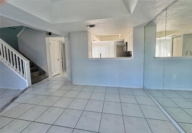 Building Photo - 120 Olive Tree Cir