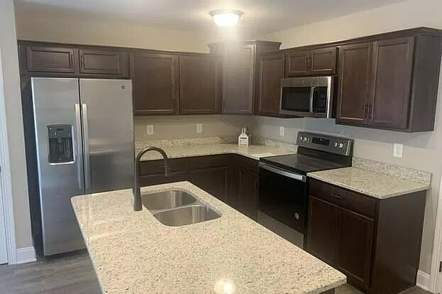 Building Photo - 201 Geneva Ln