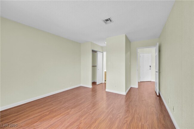 Building Photo - 5002 S Rainbow Blvd