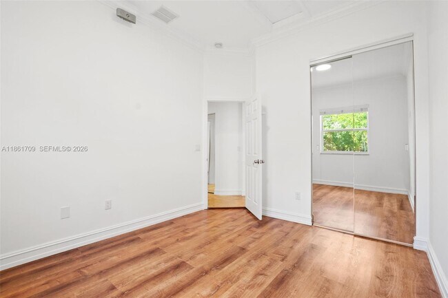 Building Photo - 5168 SW 157th Ave