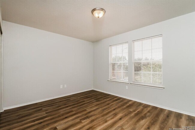 Building Photo - 6006 Ironmill Creek