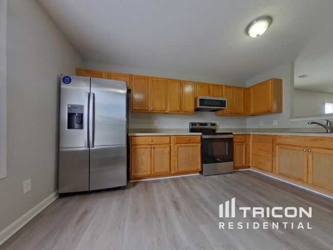 Building Photo - 404 Castle Ridge Dr