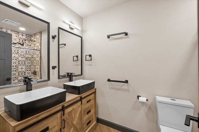 Building Photo - 2477 Coker Butte Rd