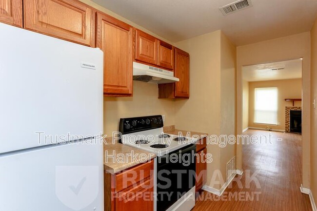Building Photo - 4506 Lago Cir