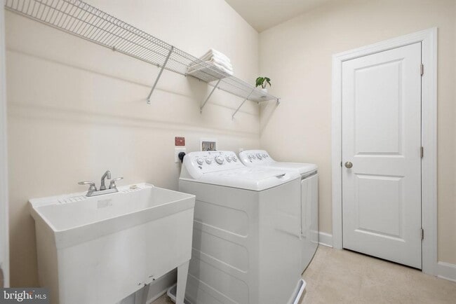 Building Photo - 42313 Impervious Terrace