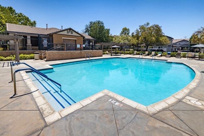 Building Photo - Two Story in Yucaipa