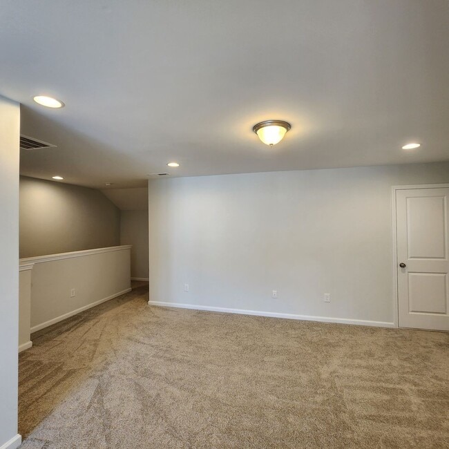 Building Photo - Townhome for Rent Durham