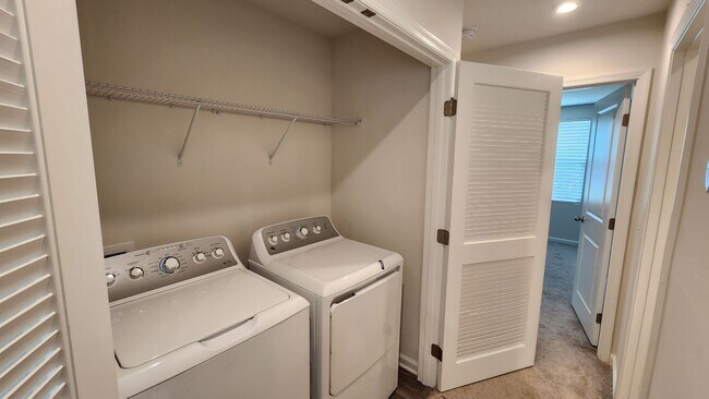 Building Photo - Simpsonville - Baldwin Ridge - Convenientl...