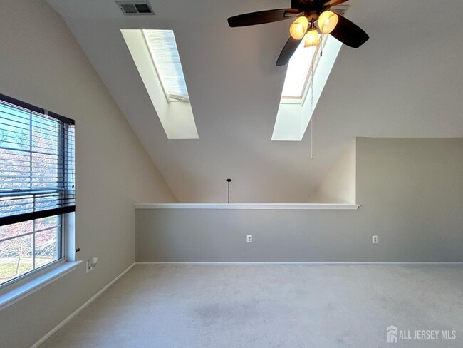 Building Photo - 3108 Vroom Dr