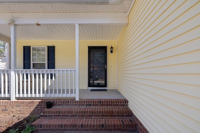 Building Photo - **Beautiful 4/2.5 Franklinton Home with Fenced In Yard**