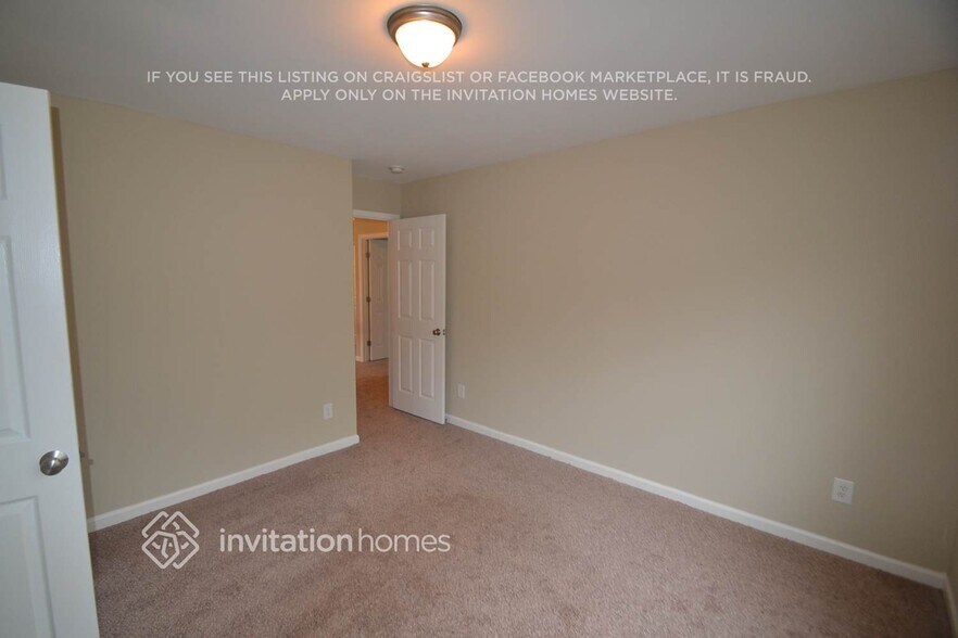 Building Photo - 7807 Green Mill Dr