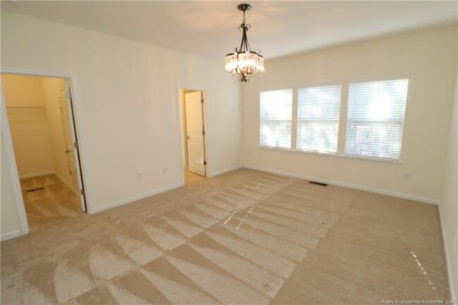 Building Photo - 208 Kylemore Cir