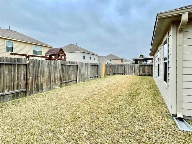 Building Photo - 2126 Juniper Dale Dr