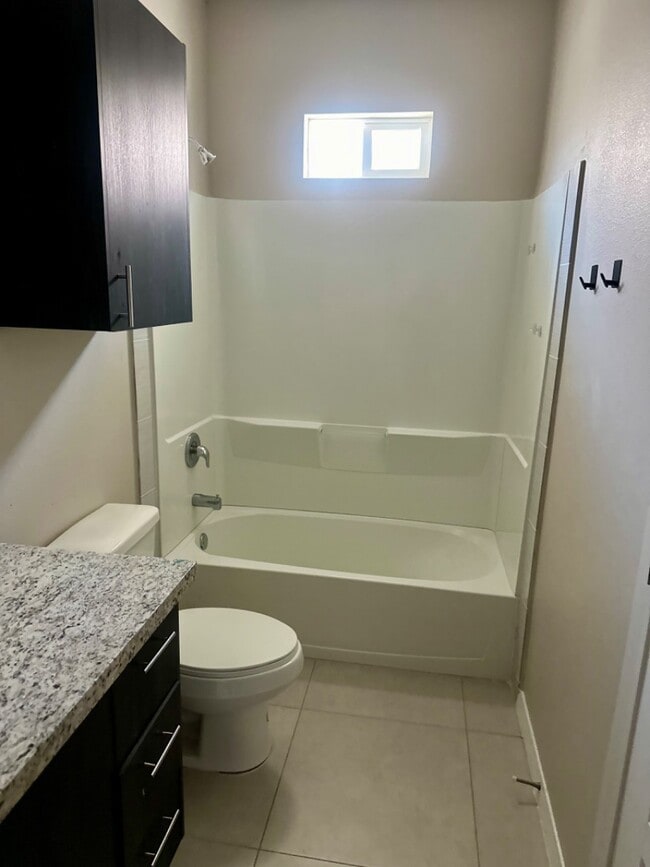 Building Photo - 3008 Sabercat Ave