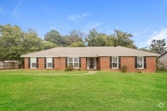 Building Photo - Cozy 3 Bedroom in Tuscaloosa