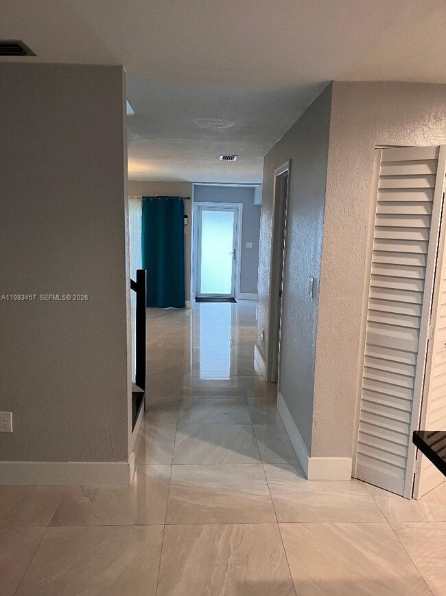 Building Photo - 11712 SW 13th St