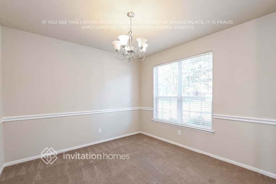 Building Photo - 43 S Acacia Park Cir