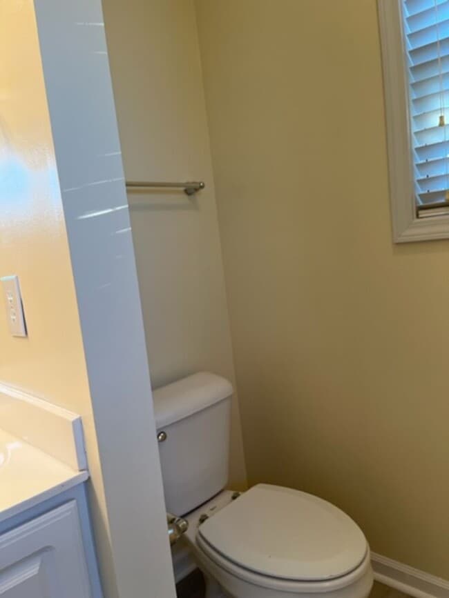 Building Photo - Three Bedroom Two Bath Home with Frog