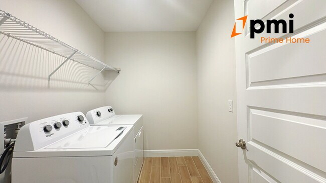 Building Photo - BRAND NEW BEAUTIFUL 5Bedroom/4Bath Single ...