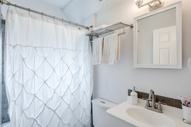 Building Photo - 3 Lee Ave