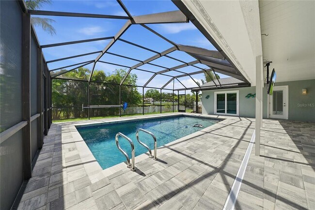 Building Photo - 14463 Sandpiper Cir