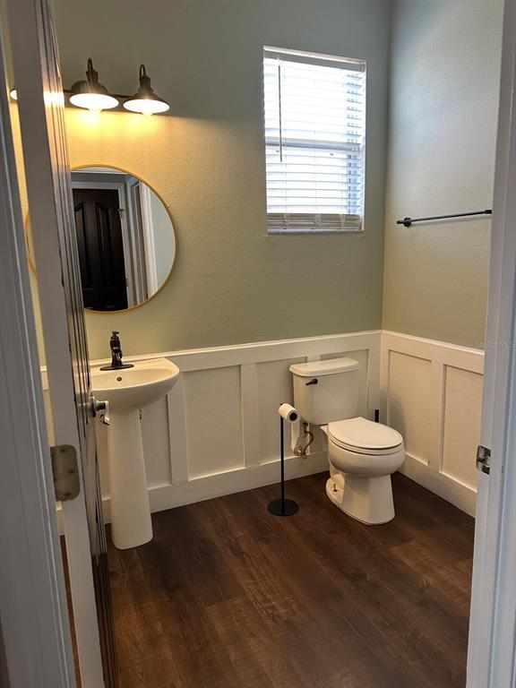 Building Photo - 211 Roseling Crossing