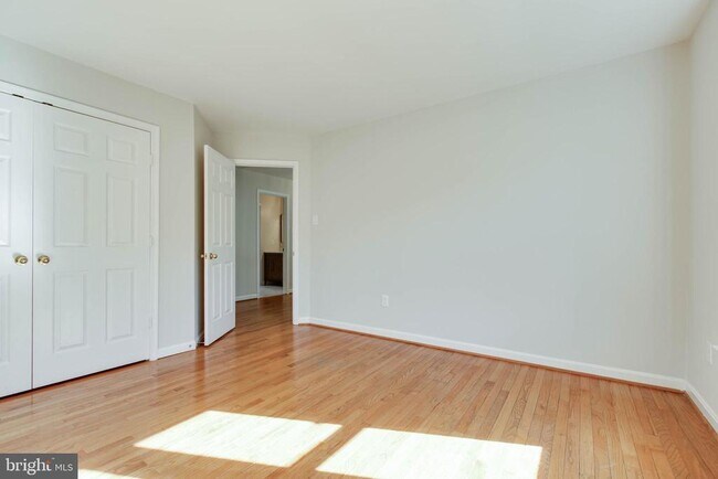 Building Photo - 1316 Pleasant Meadow Rd