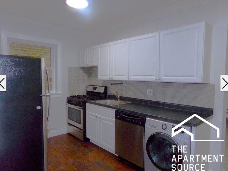 Building Photo - 2131 W Giddings St