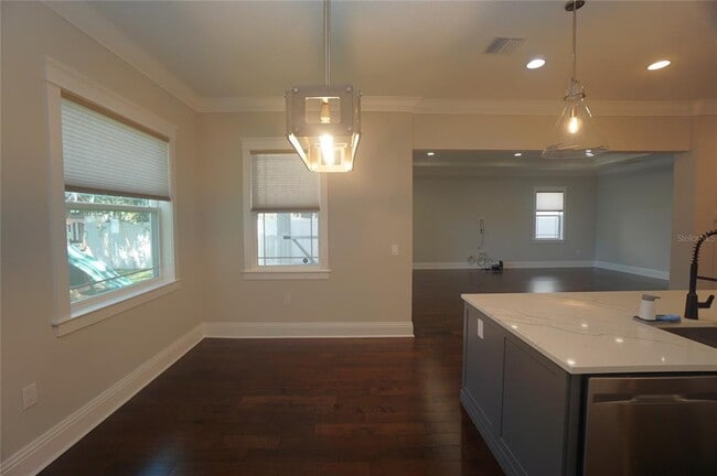 Building Photo - 3625 E Clark Cir