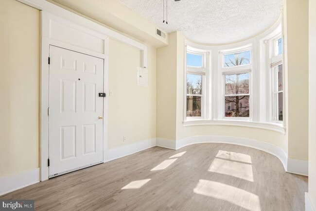 Building Photo - 471 Florida Ave NW